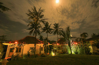Kuta Cove Hotel 2*