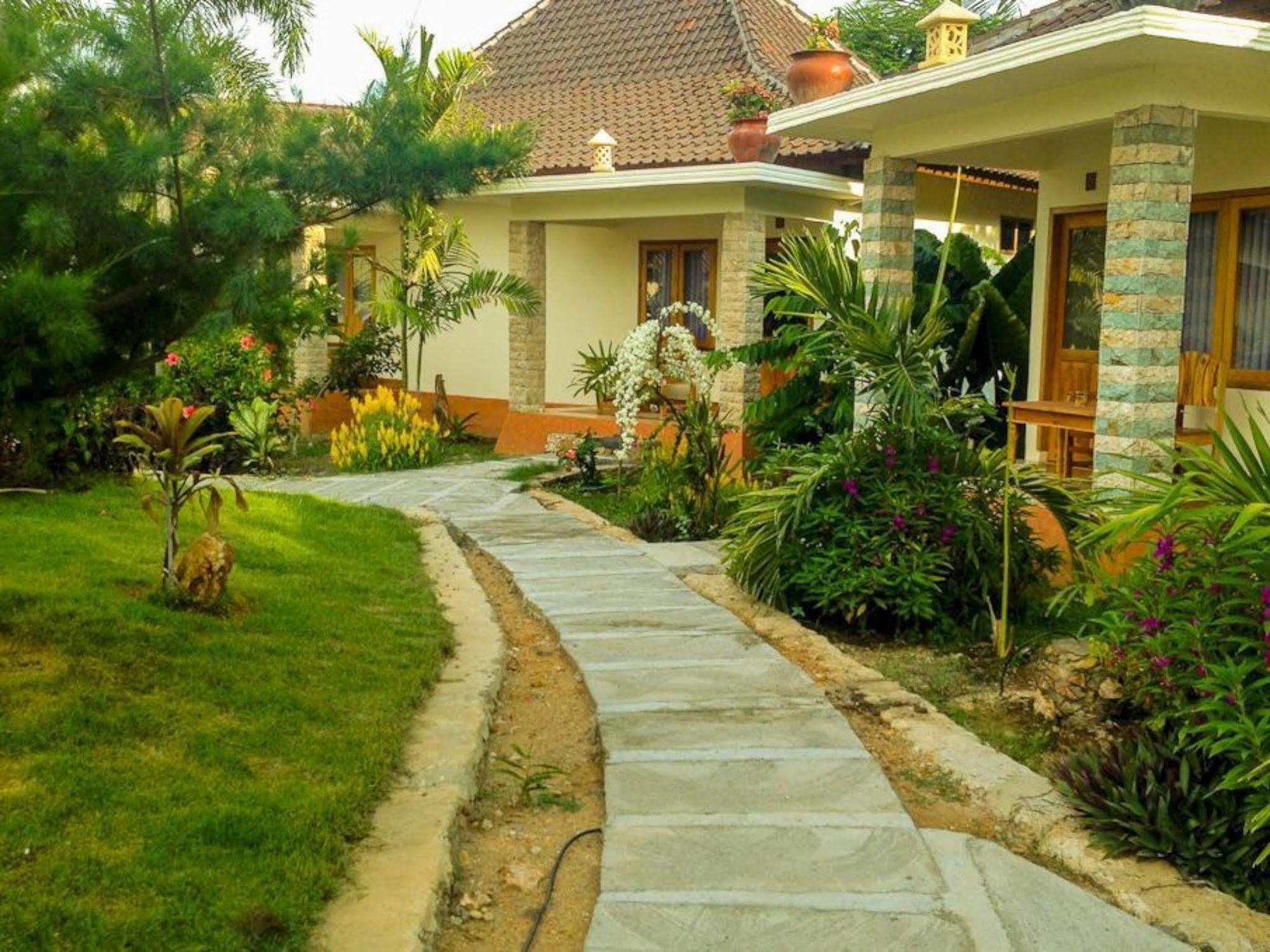 Kuta Cove 2*