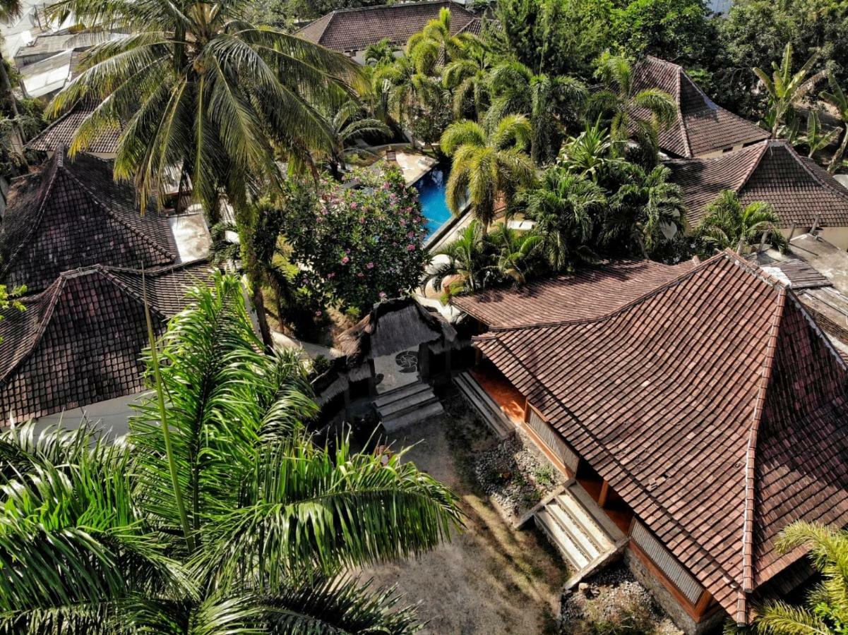 Hotel Kuta Cove 2*